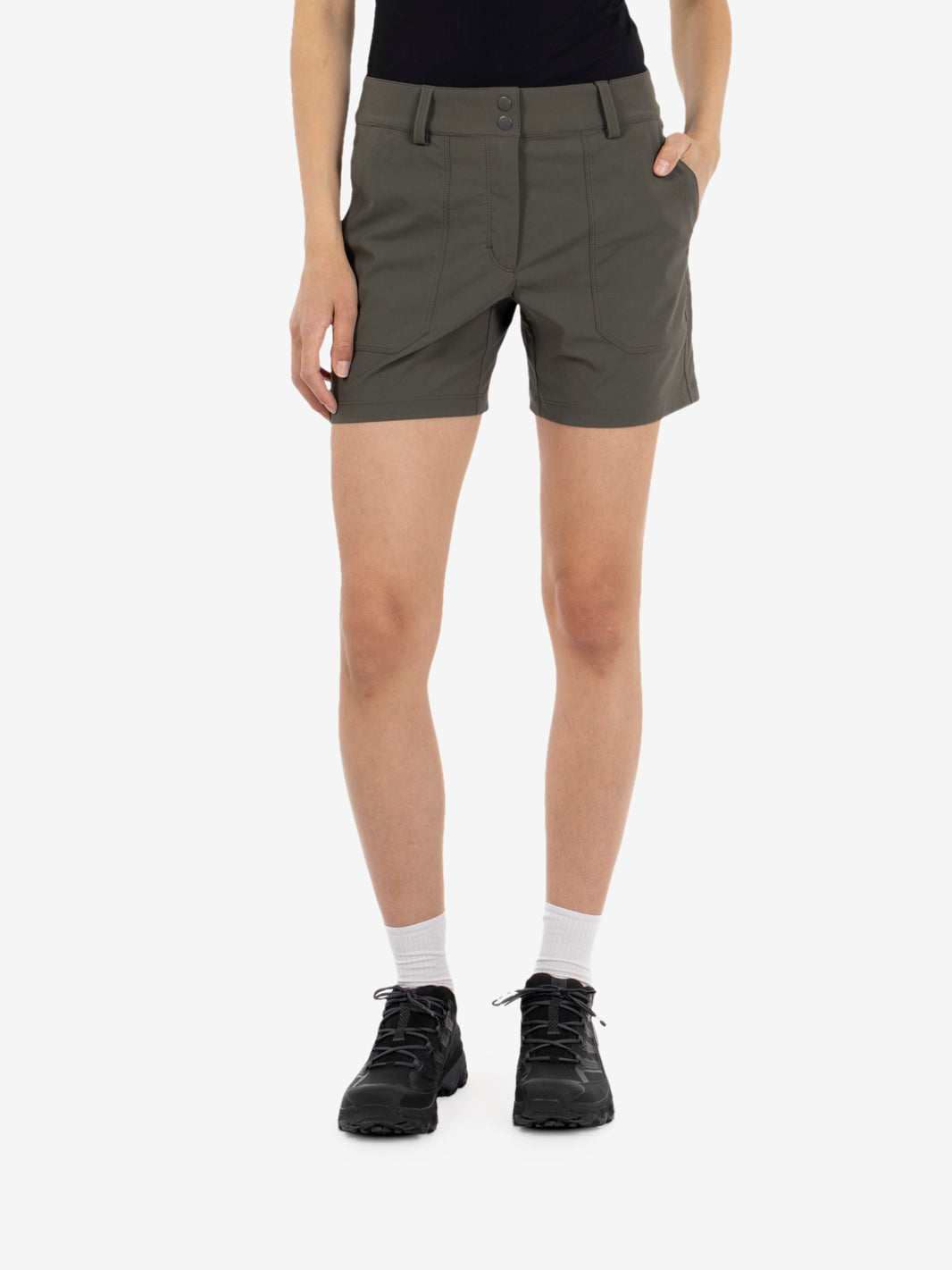 Sarzana sage green shorts