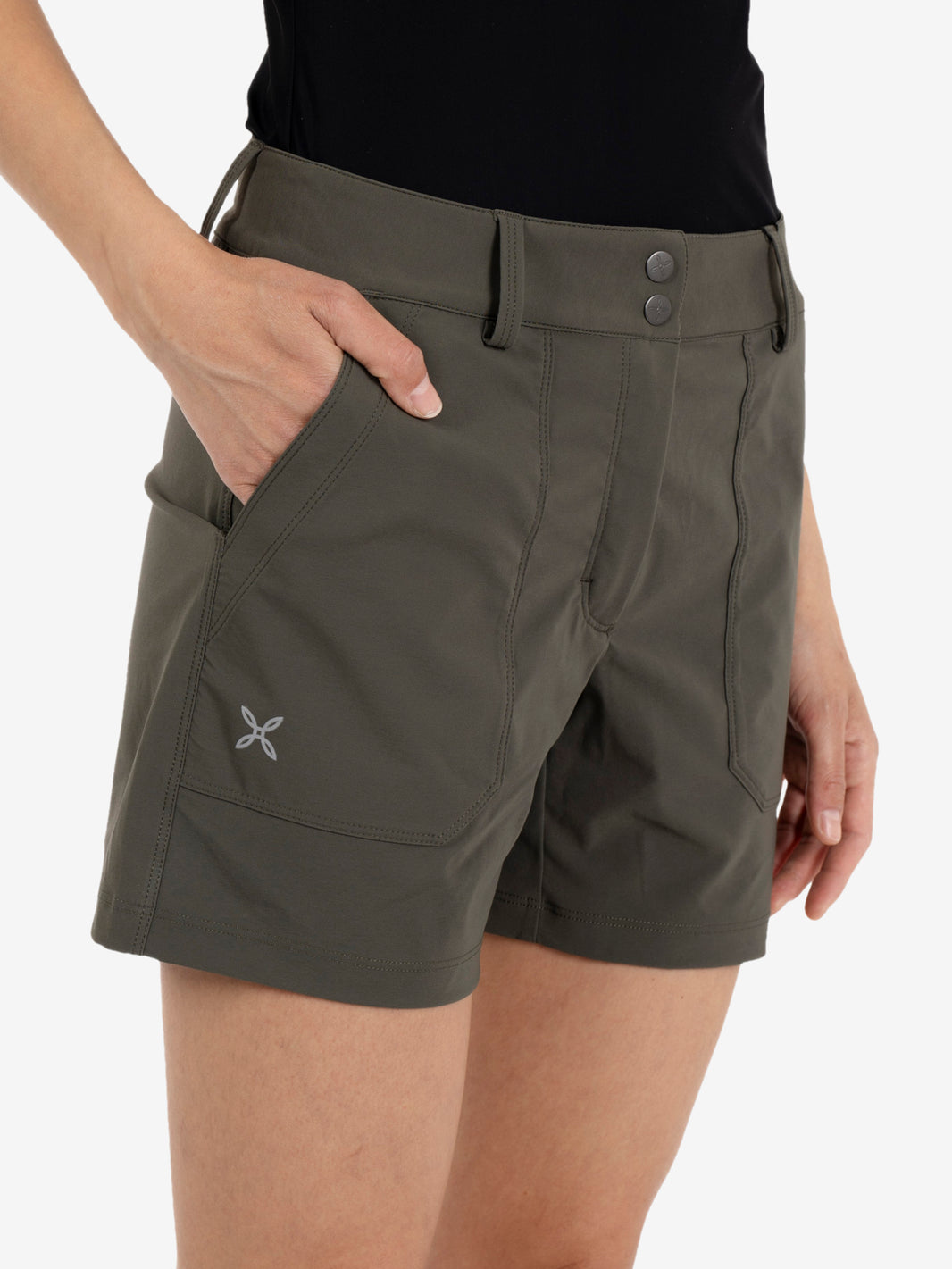 Sarzana sage green shorts