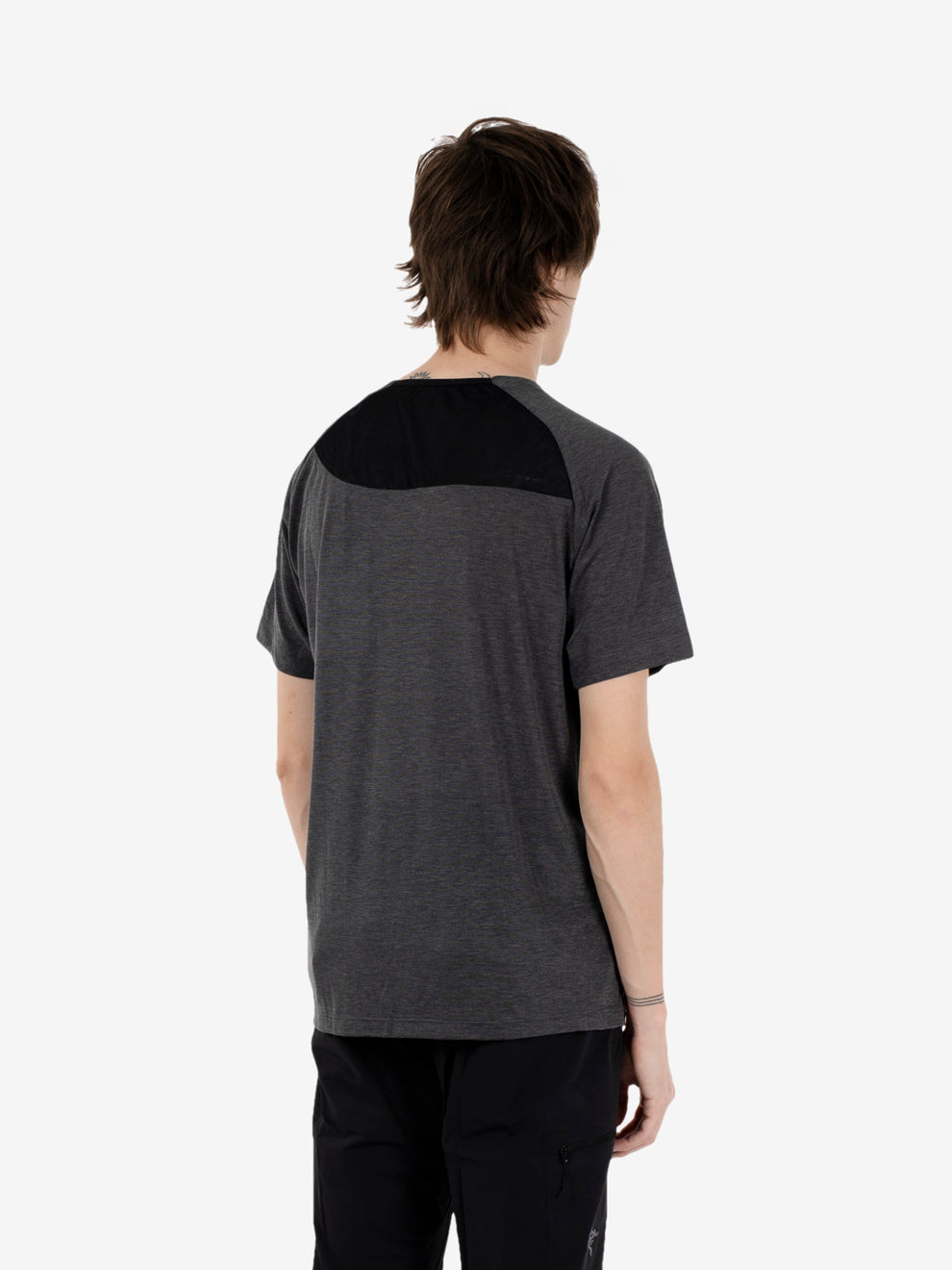 Gray t-shirt side