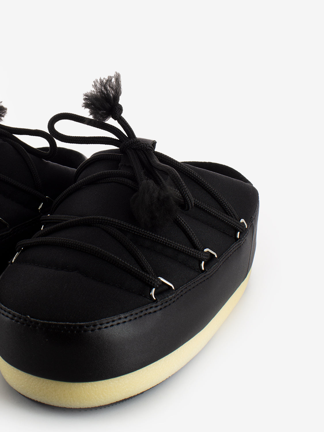 MB Icon mules nylon black