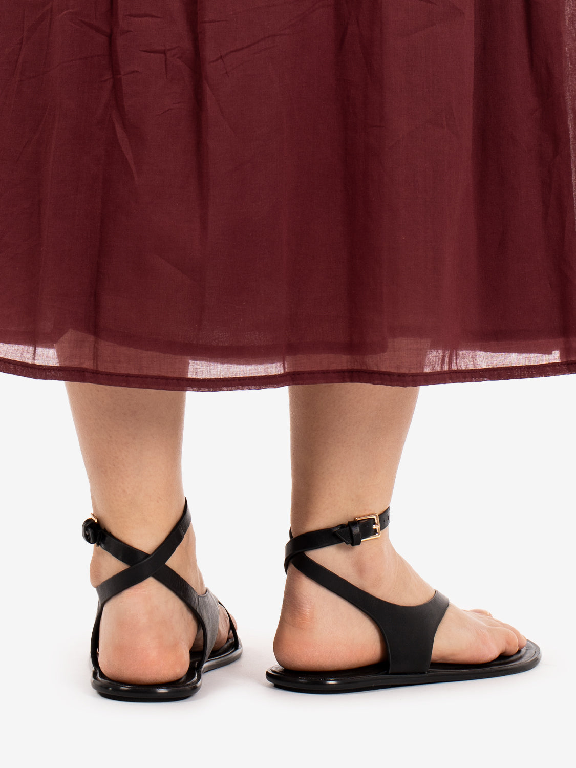 Cow leather black thong sandal