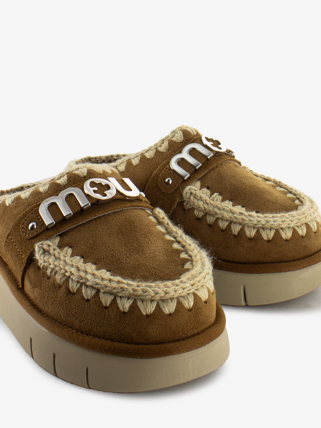 Bounce clog metal logo cognac