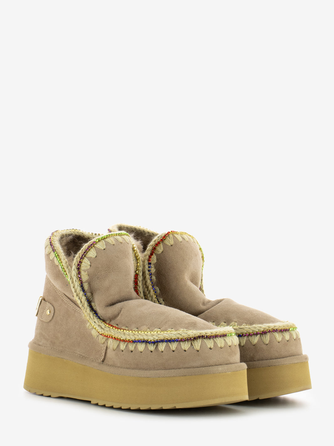 Eskimo 18 beige rhinestone platform