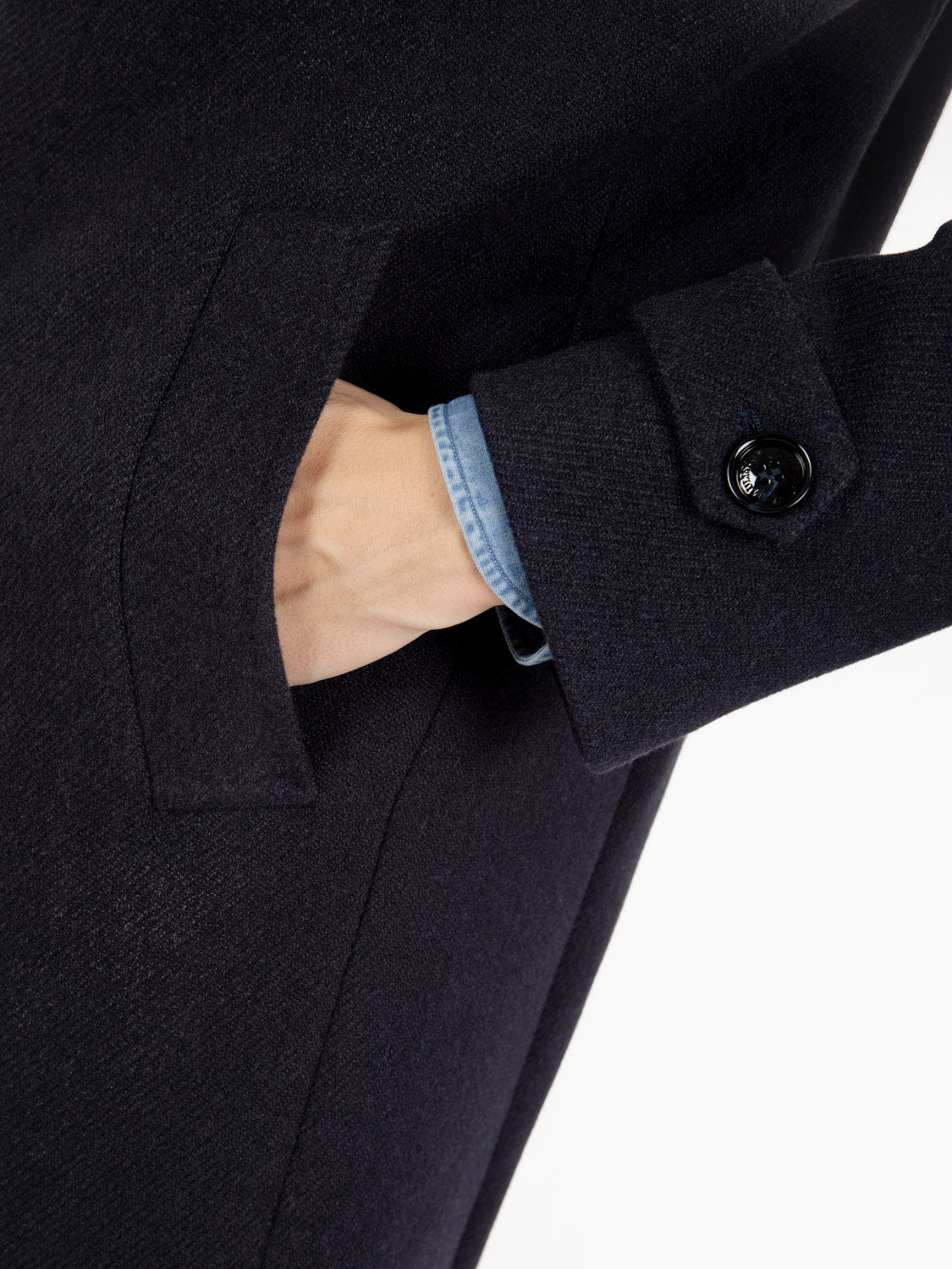 Long blue single-breasted coat