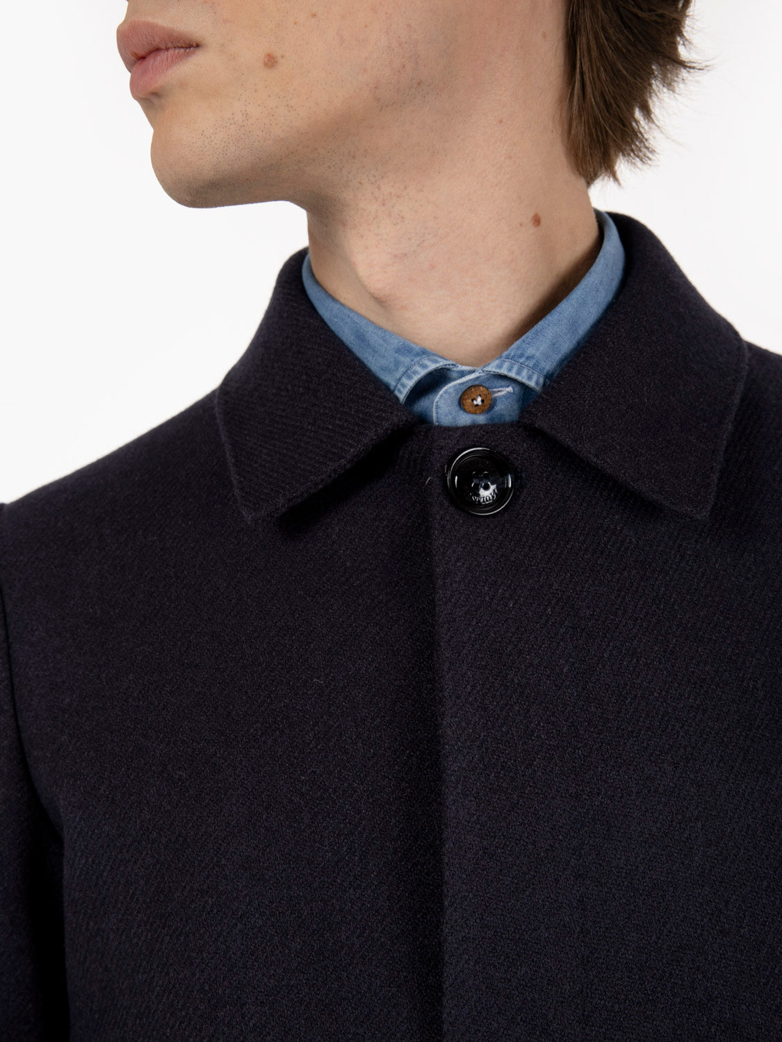Long blue single-breasted coat