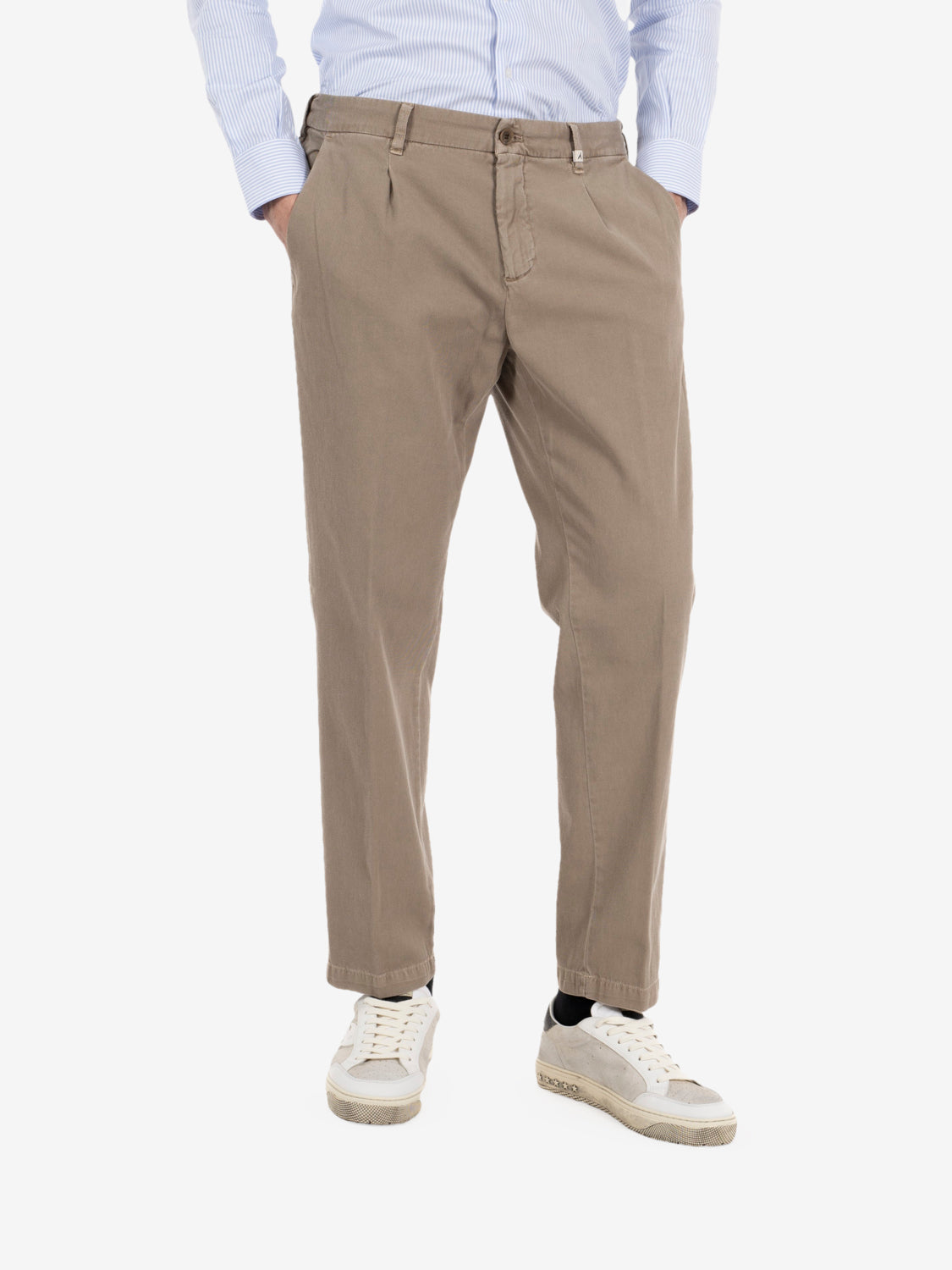 Pantaloni con pinces tortora