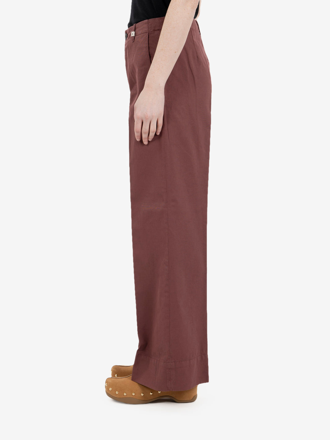 Burgundy cropped trousers