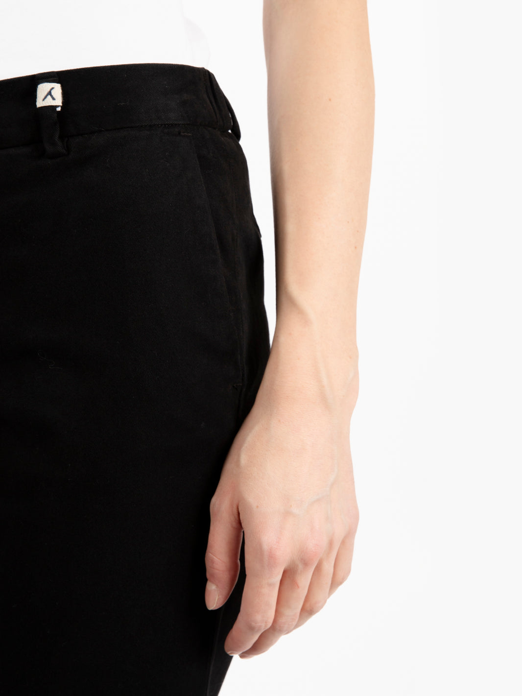 Pantaloni dritti con elastico neri