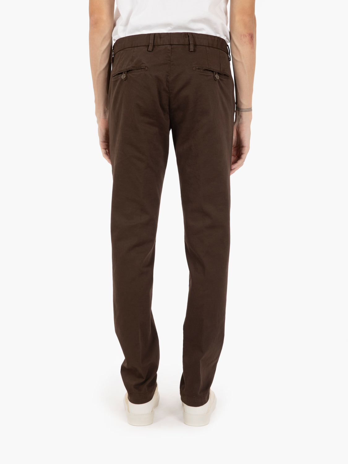 Pantaloni gabardina slim moro