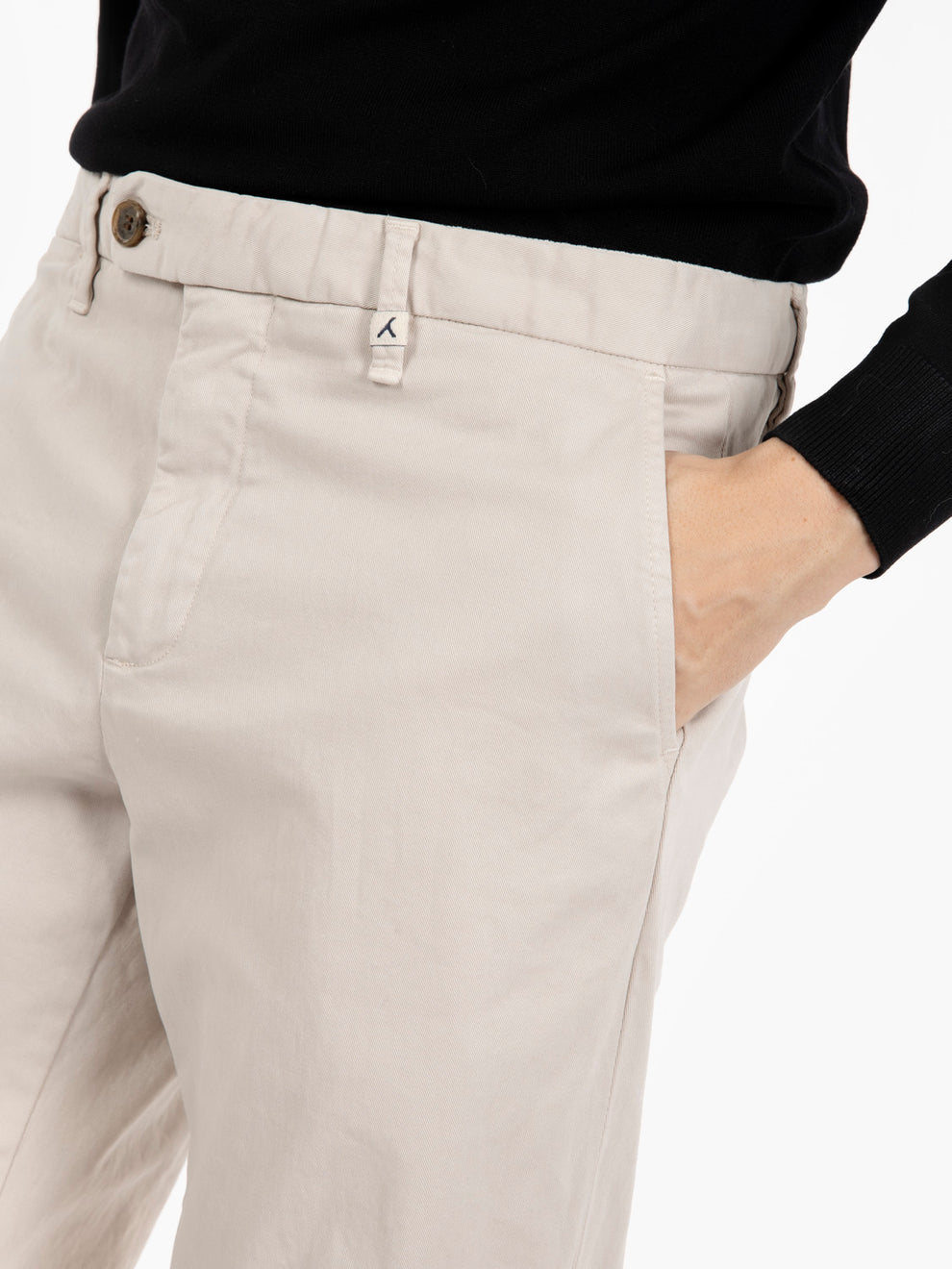 Pantaloni gabardina stretch sabbia