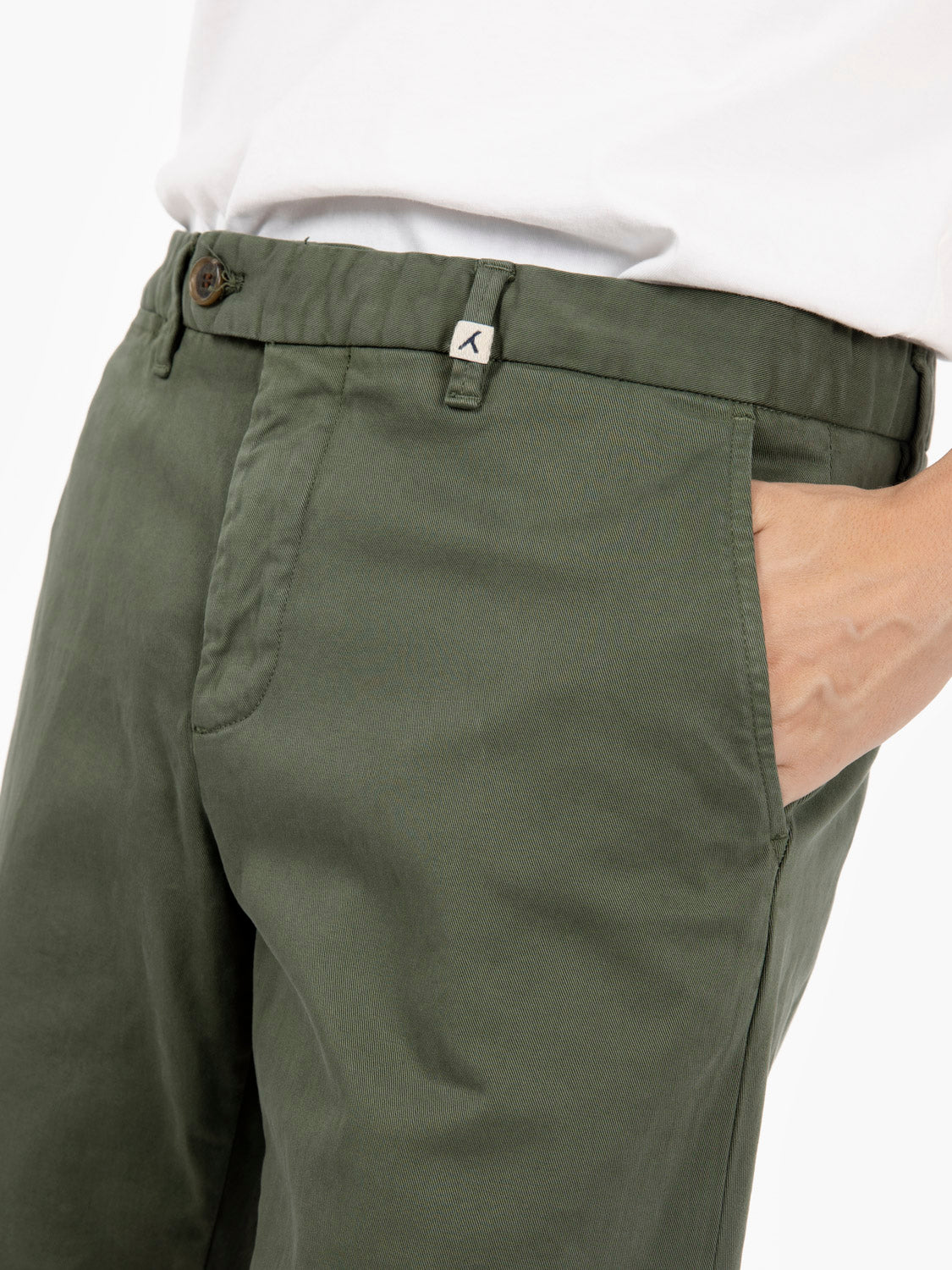 Pantaloni gabardina stretch verde militare