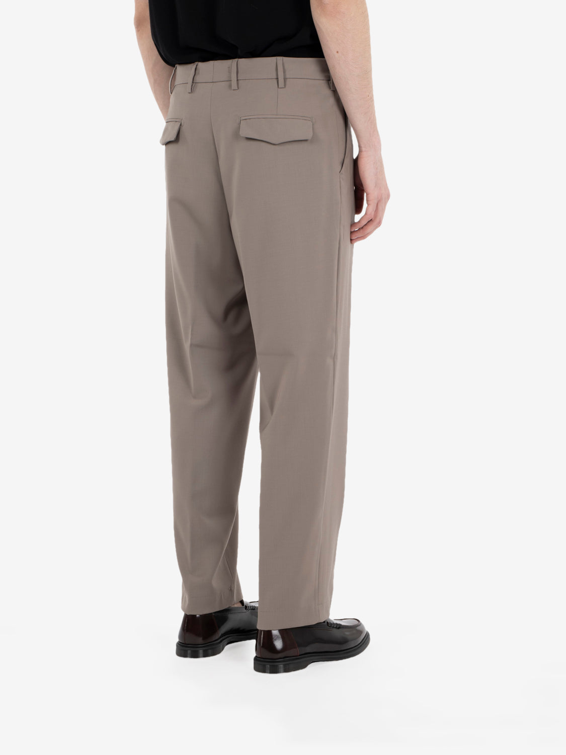 Pantaloni in lana vergine tortora