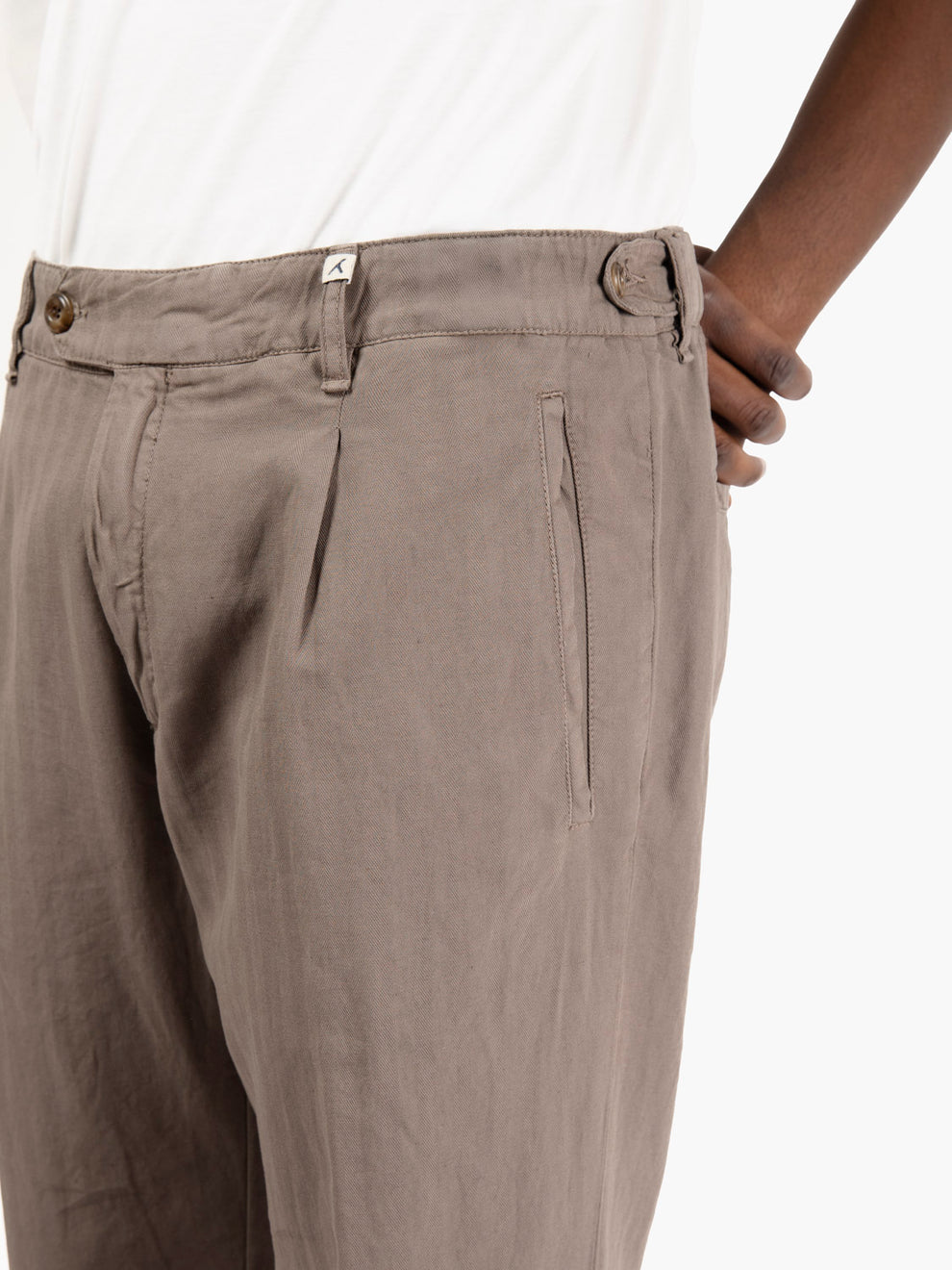 Pantaloni in lino e cotone cioccolato