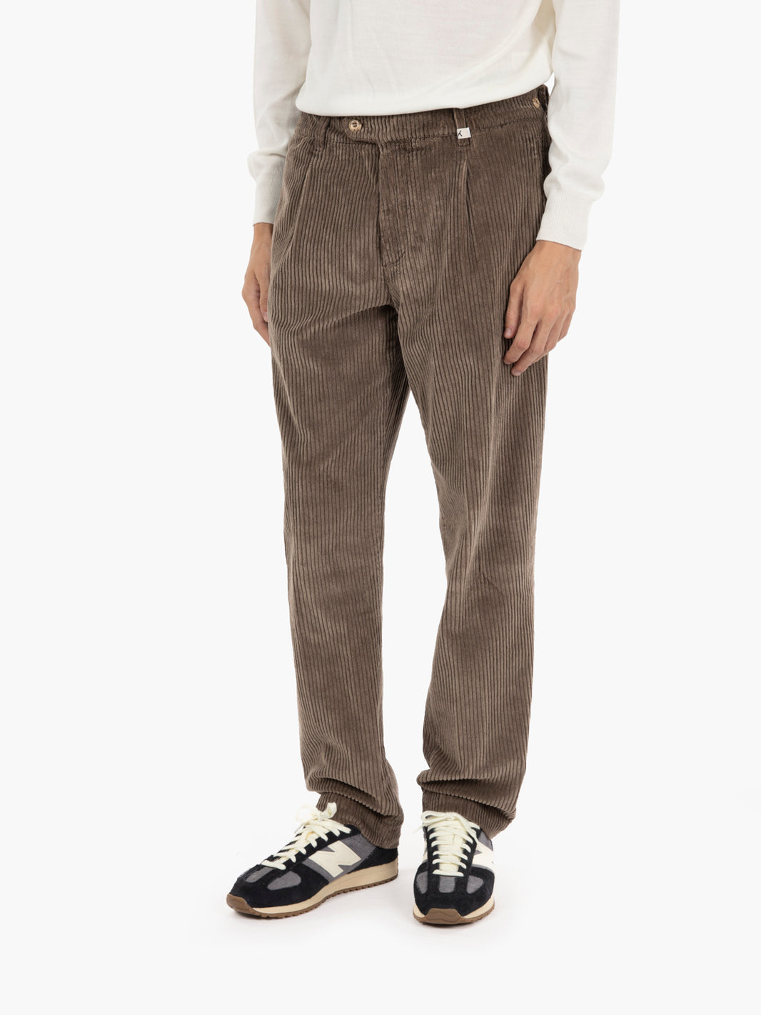 Pantaloni in velluto a coste moro