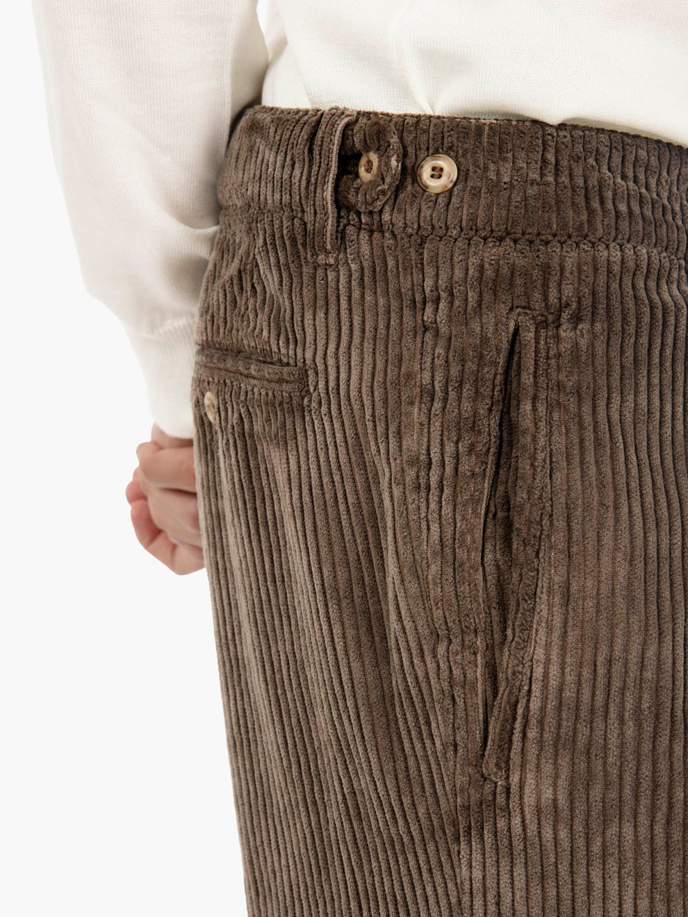Pantaloni in velluto a coste moro