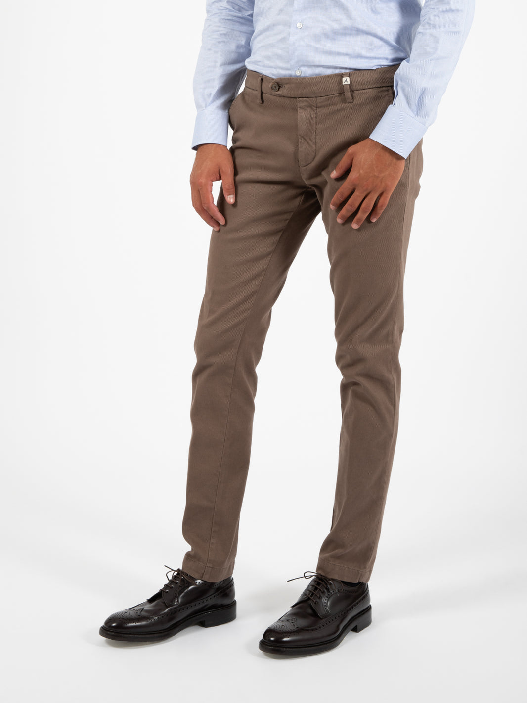 Pantaloni slim lavorato marrone chiaro