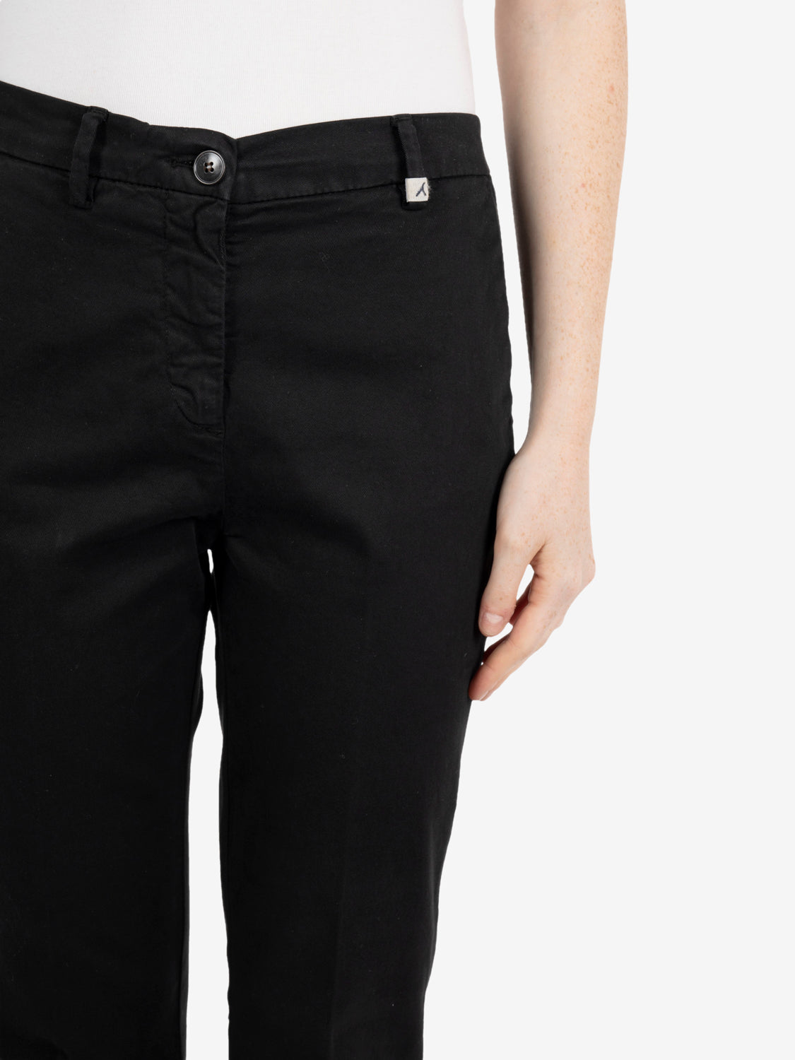 Pantaloni trombetta in cotone neri