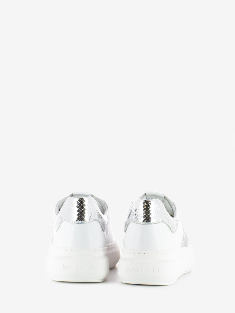 NERO GIARDINI - Sneakers bianco microglitter bianco / argento