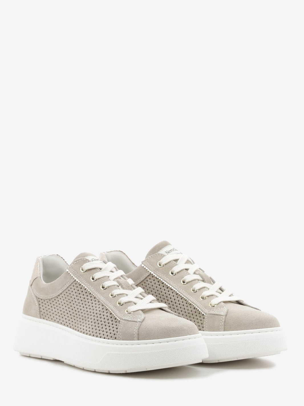 Sneakers in camoscio traforate beige
