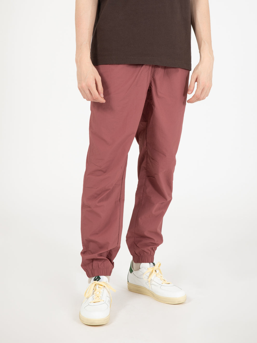 Athletics Remastered Wind Pant washed burgundy