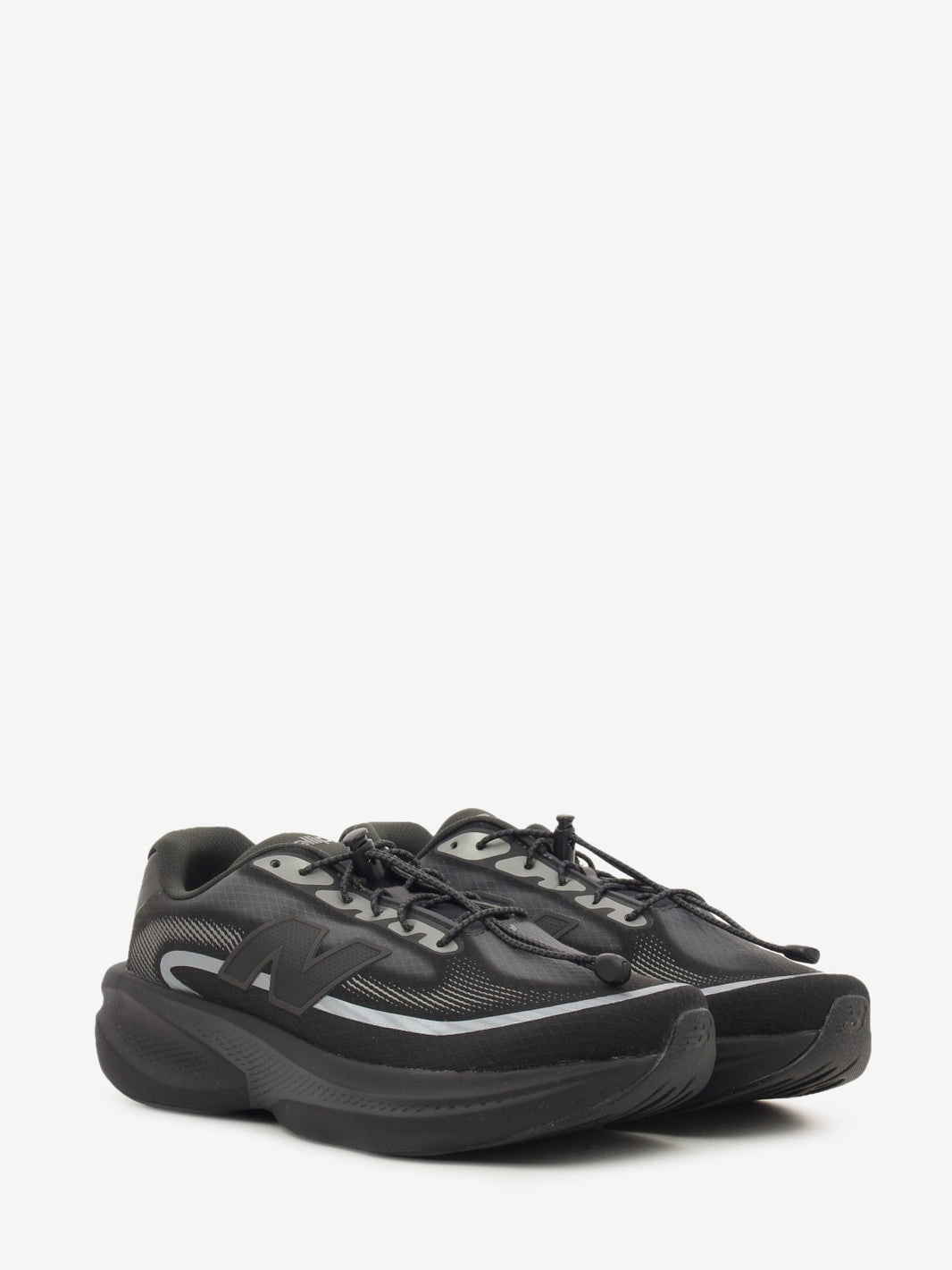 Ellipse v1 black