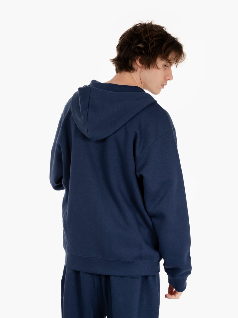 NEW BALANCE - Felpa Sport Essentials logo fleece blu navy