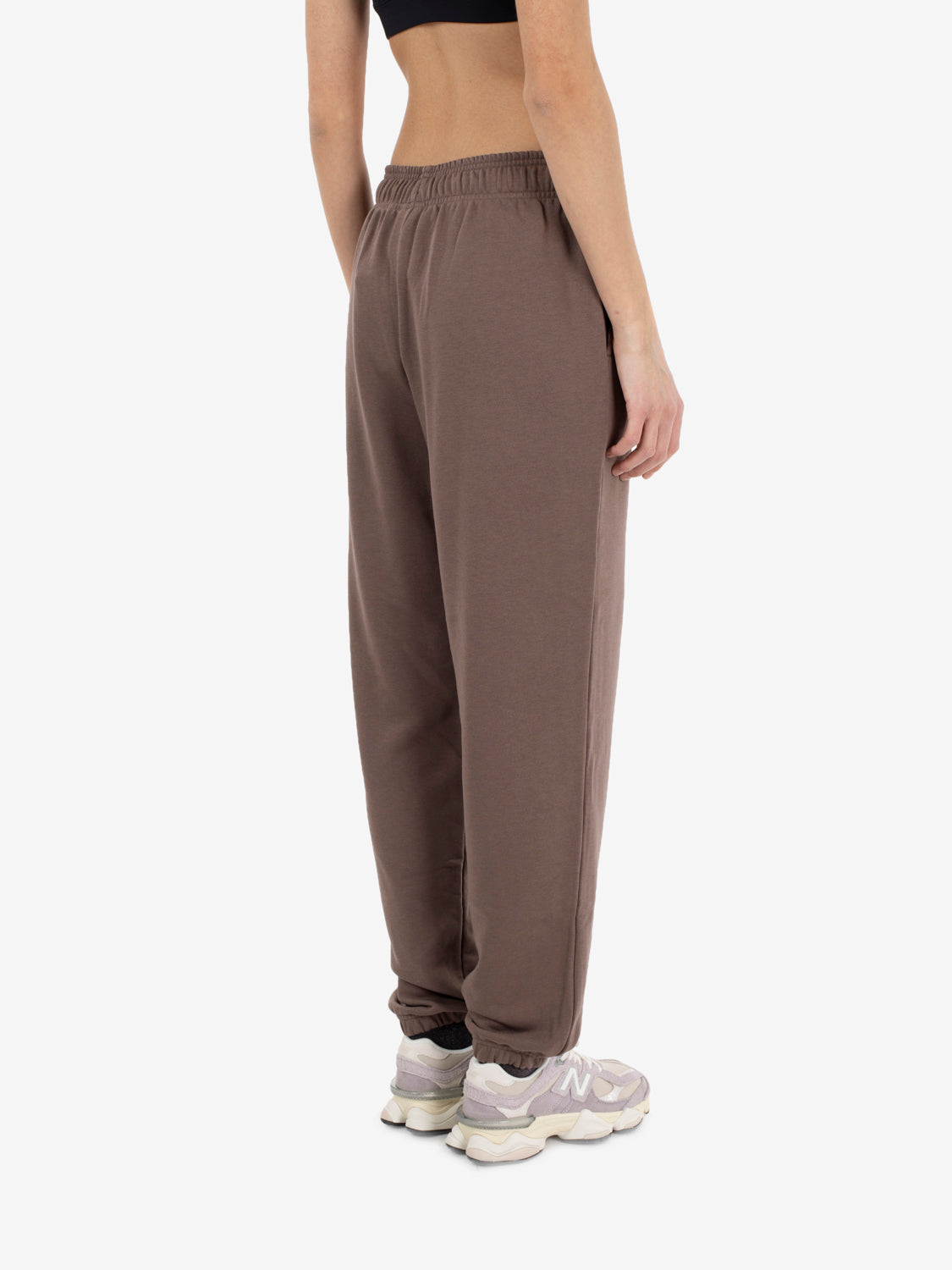 Jogger essential french terry cortado