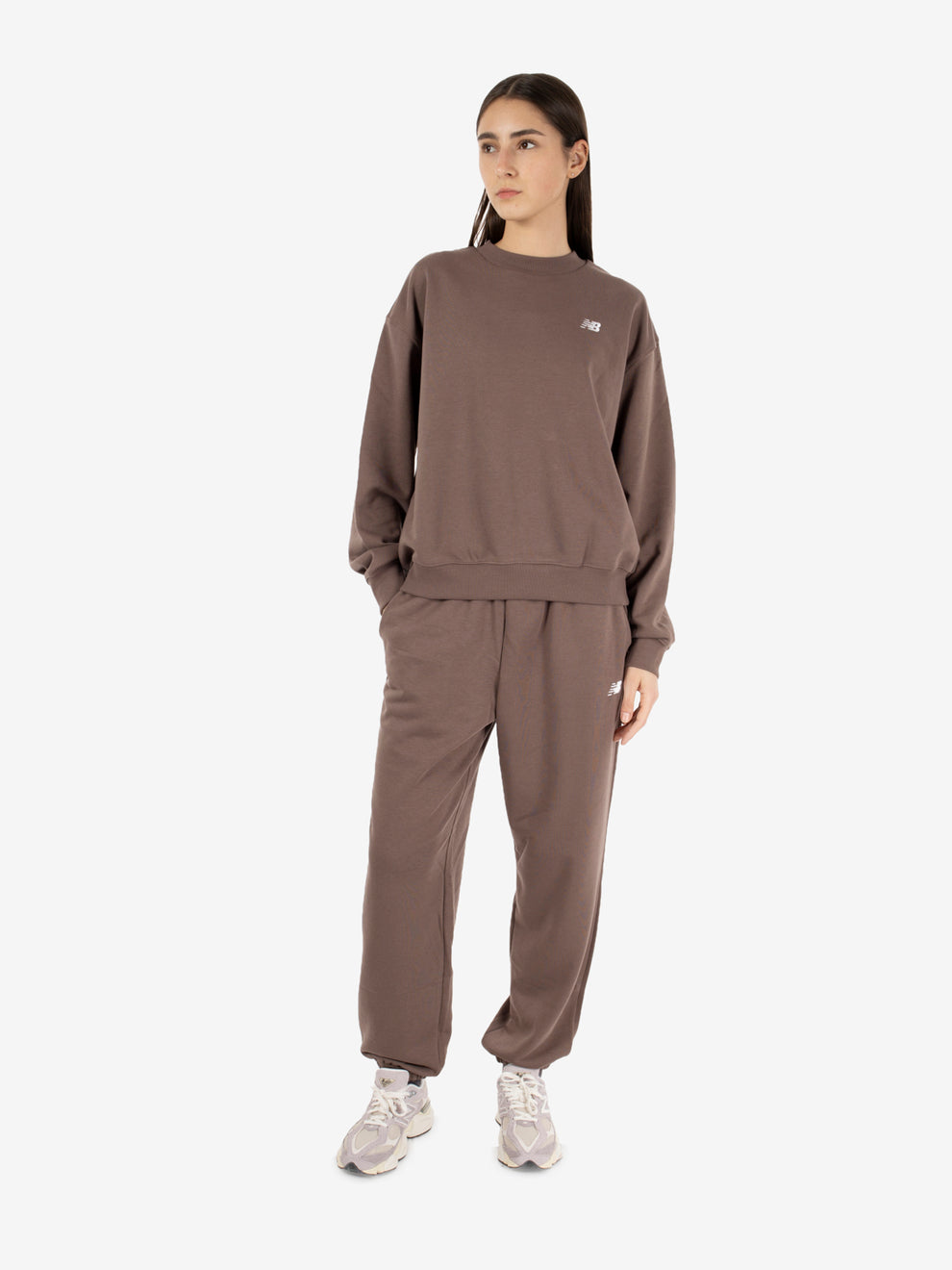 Jogger essential french terry cortado