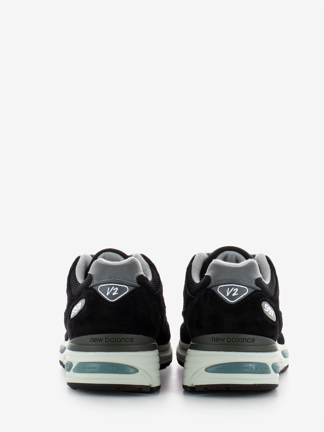 Made in UK 991v2 black / grey