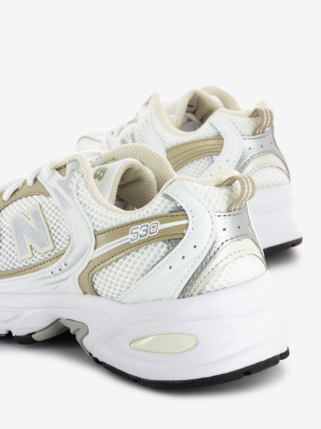 530 running white / pink