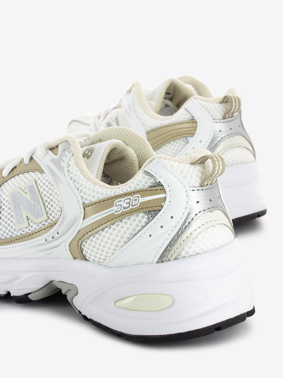 530 running white / pink