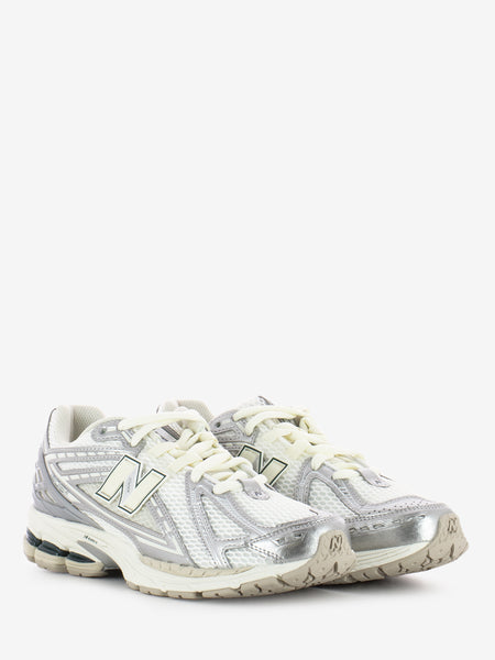Sneakers Lifestyle 1906 silver metallic / off white