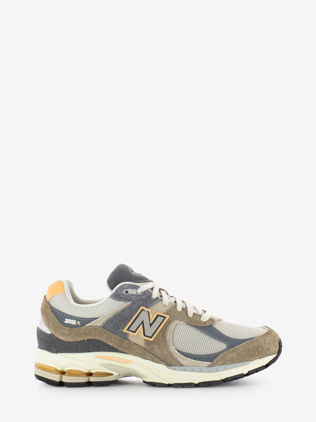 M2002R tan / green lifestyle sneakers