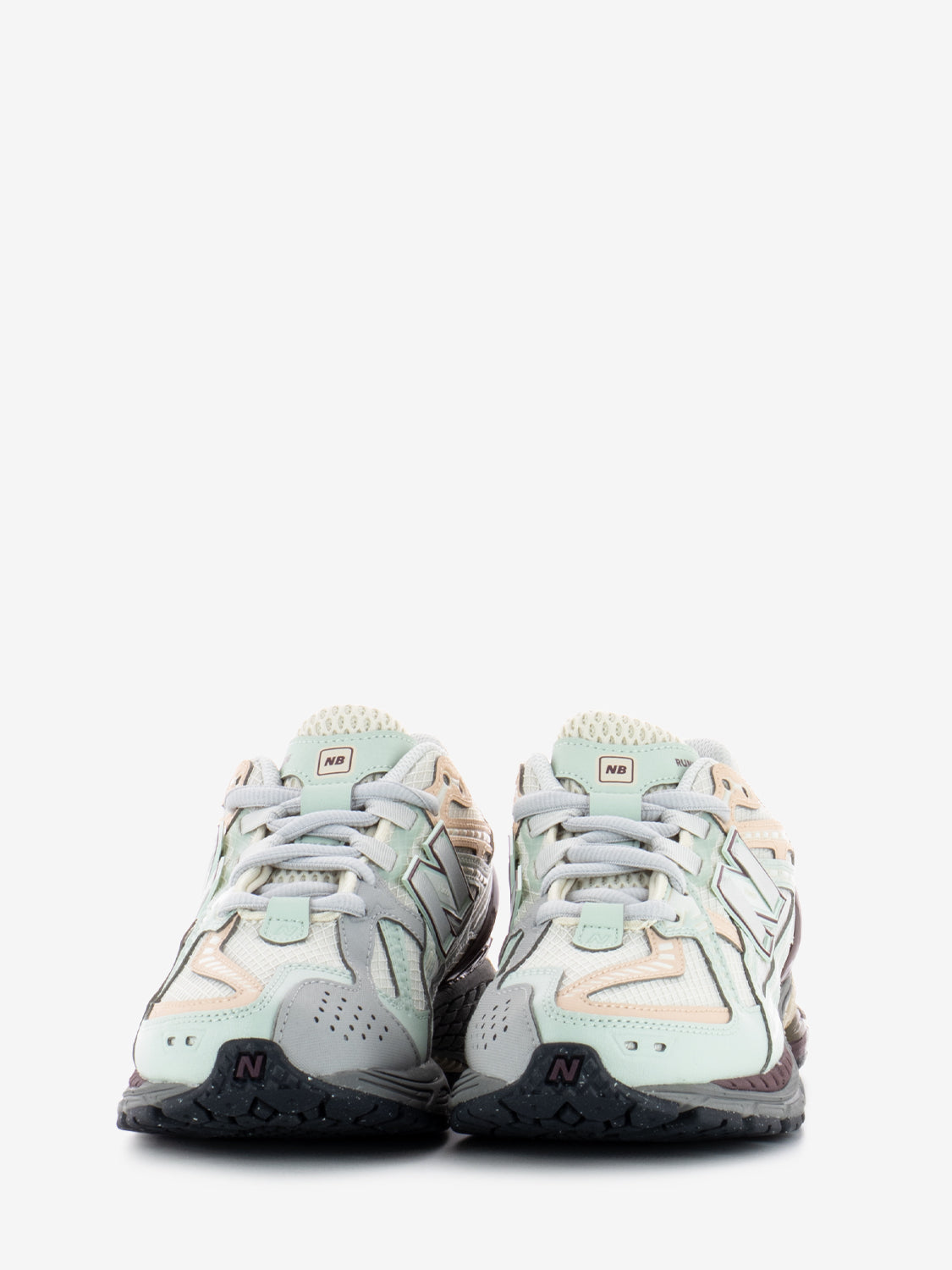 Sneakers M1906ND lifestyle clay ash