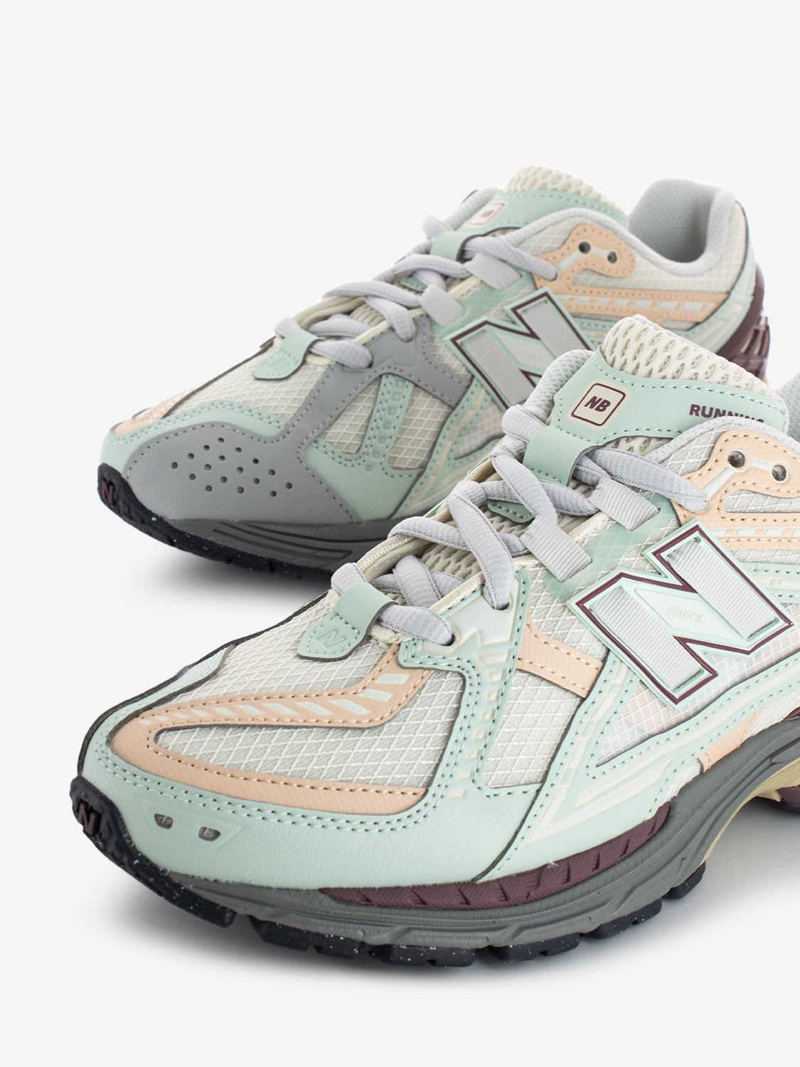 Sneakers M1906ND lifestyle clay ash