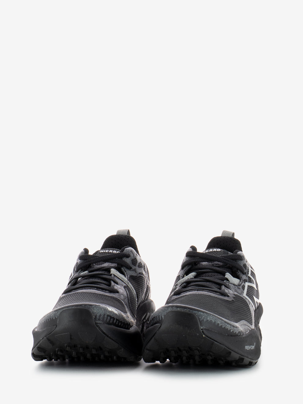 Mens Fresh Foam X Hierro V8 black sneakers