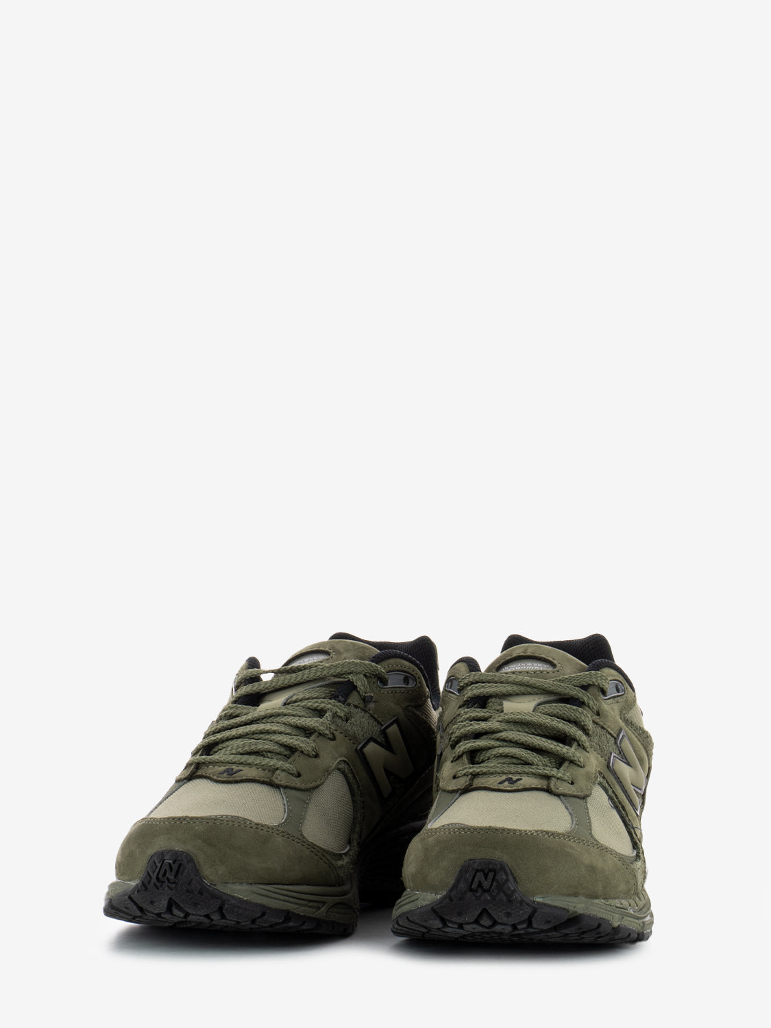 Tier 2 2002R leather cordura camo green sneakers