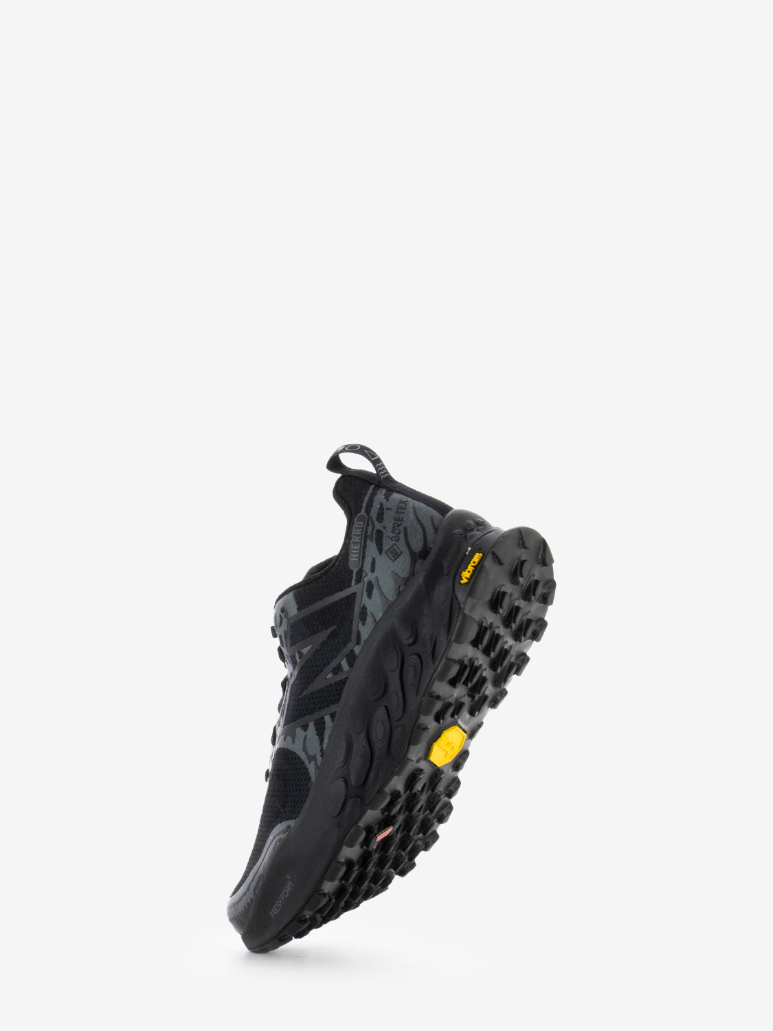 Sneakers trail W Thiga 8 textile black