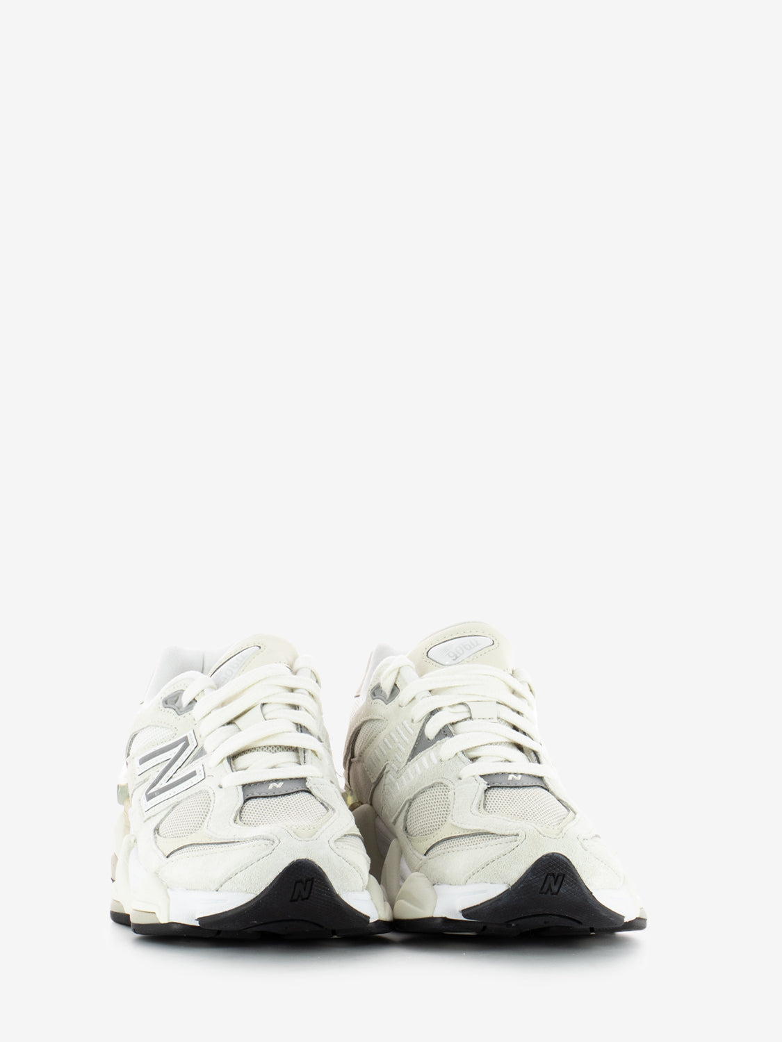 U9060 Sea Salt off white sneakers