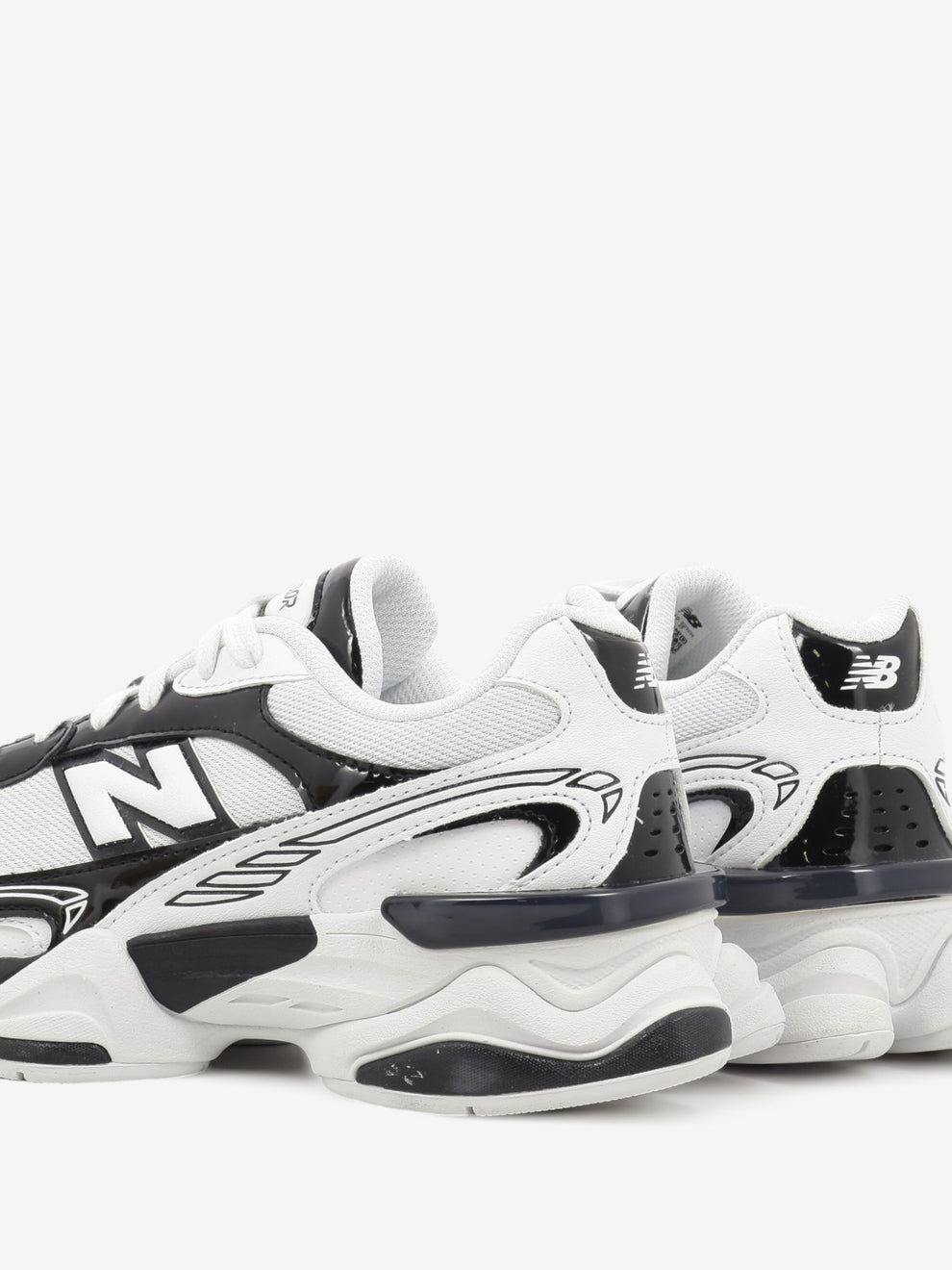 U9060R white / black