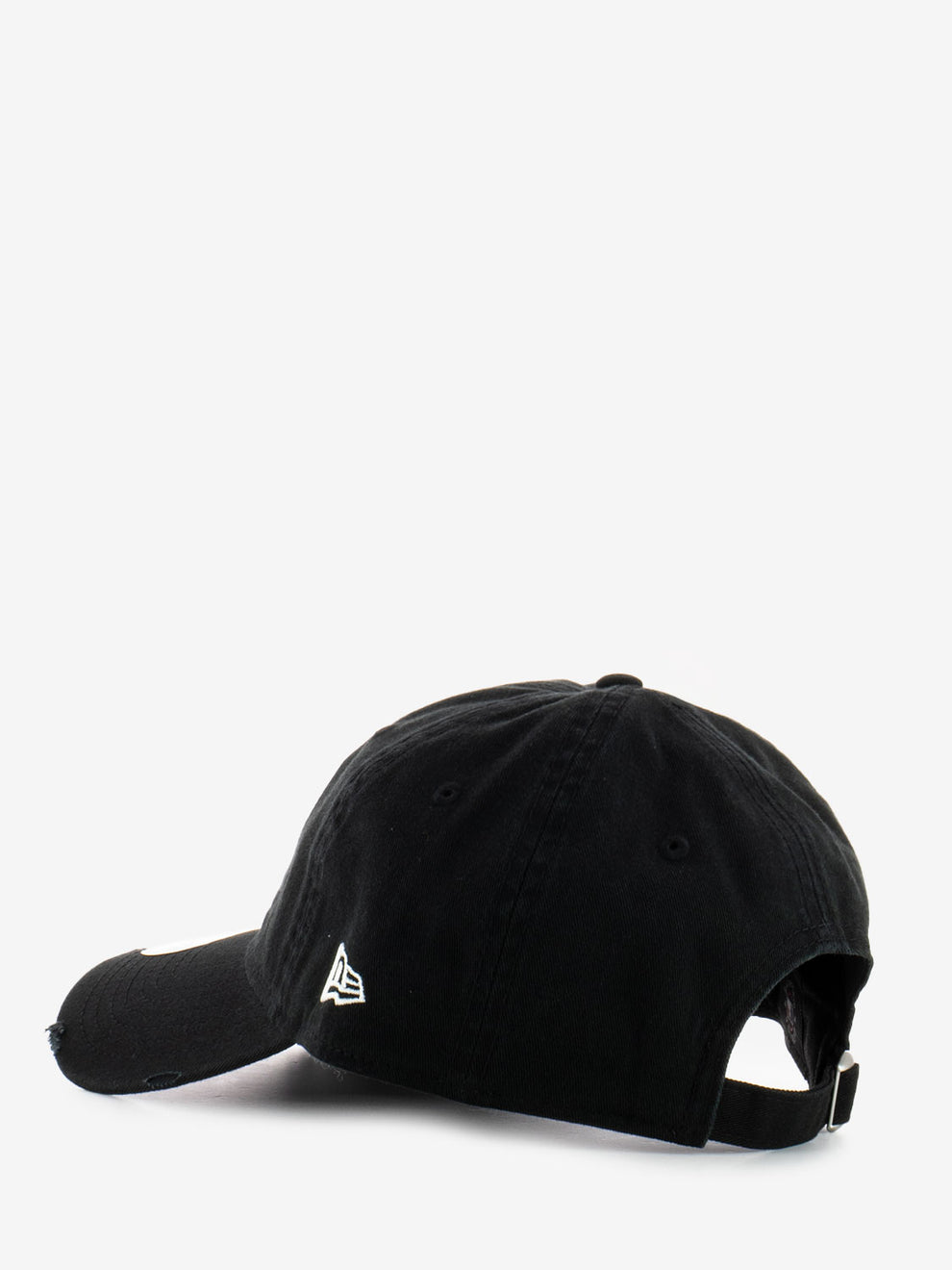 Distressed 9Twenty losdod black / white