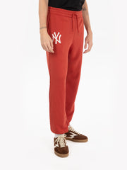 NEW ERA - Joggers league essentials neyyan rosso