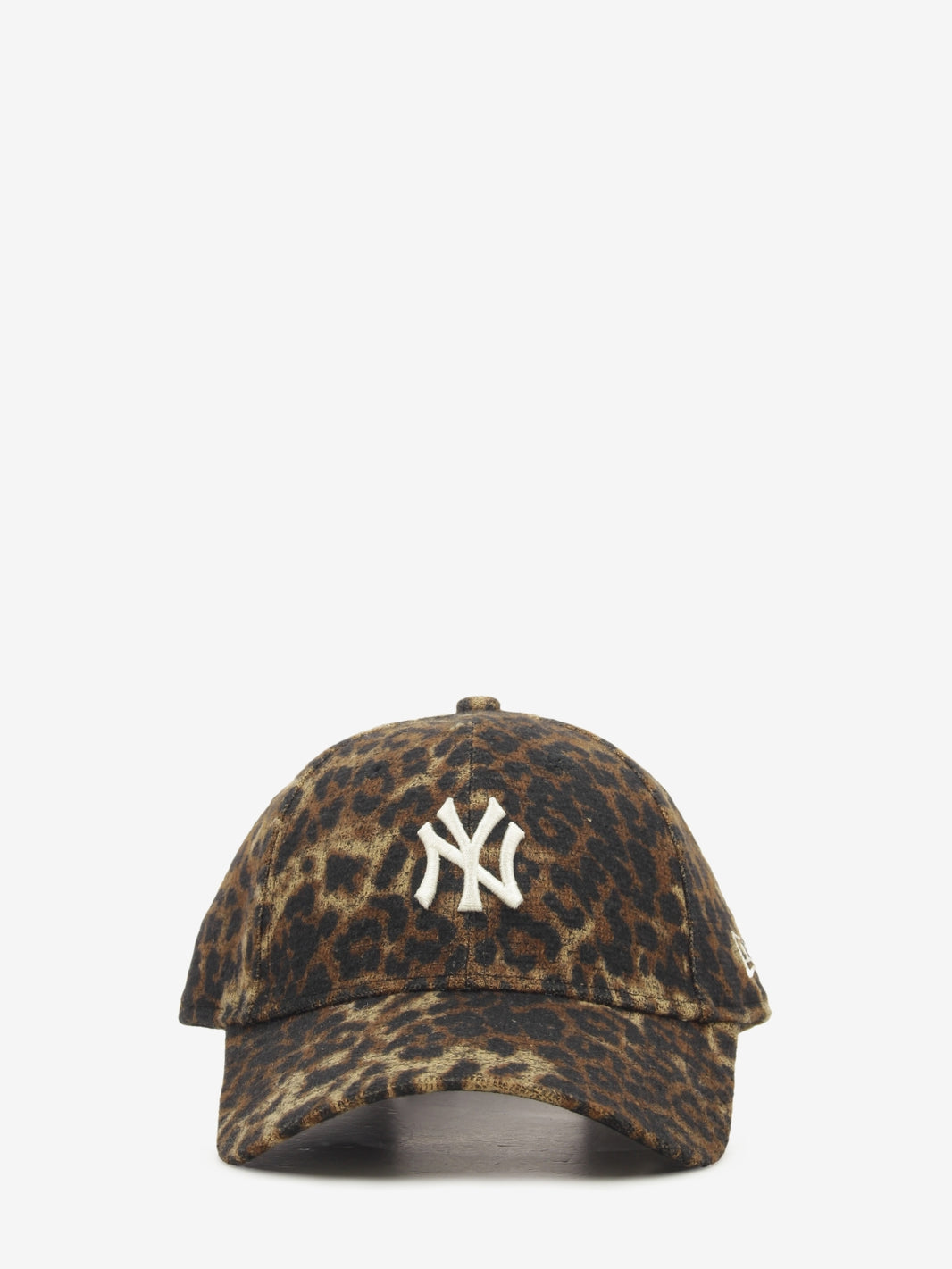 WMNS Cosy leopard 9Forty leopard