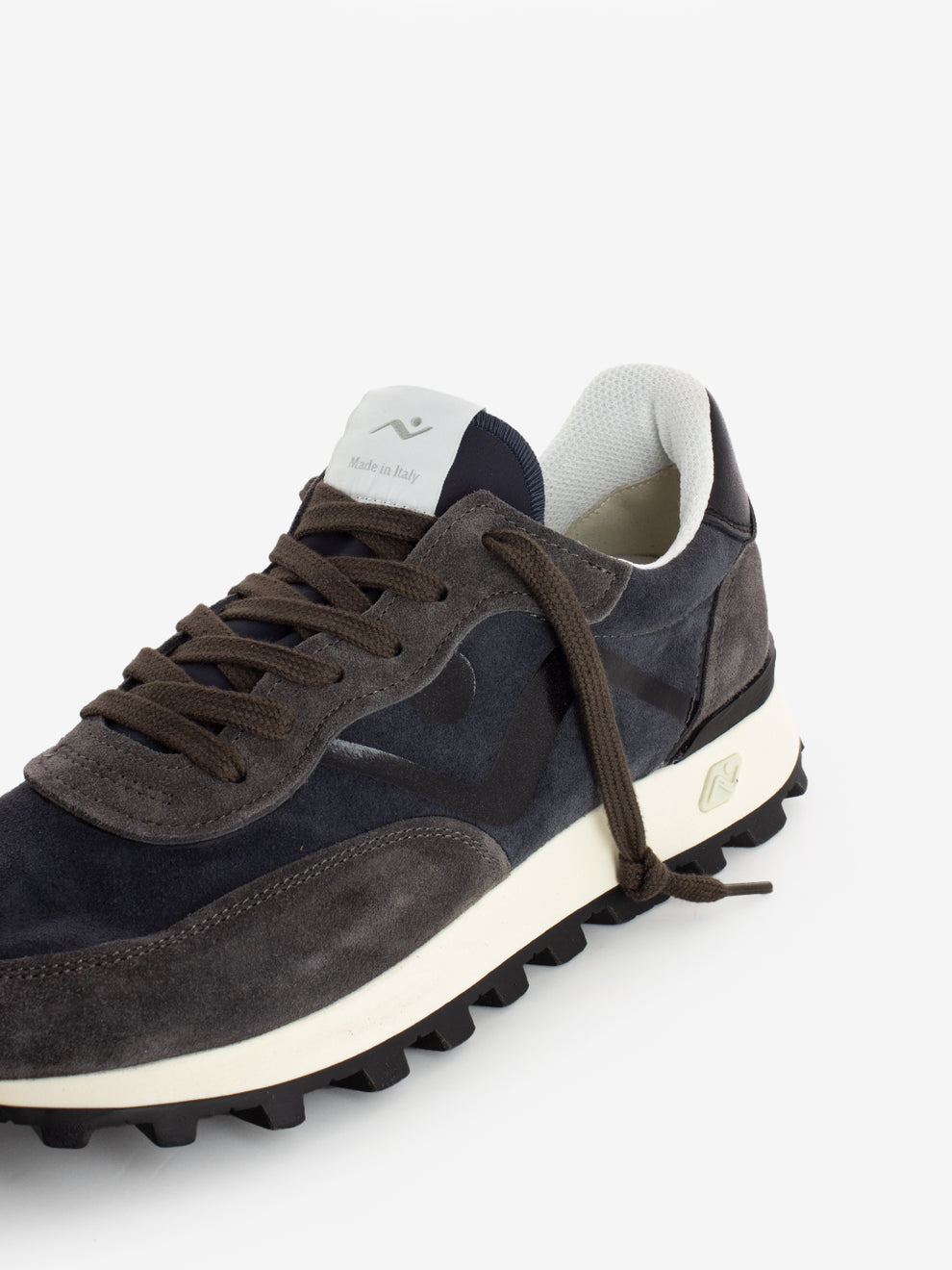 Sneakers in camoscio Veloce Deluxe grigio