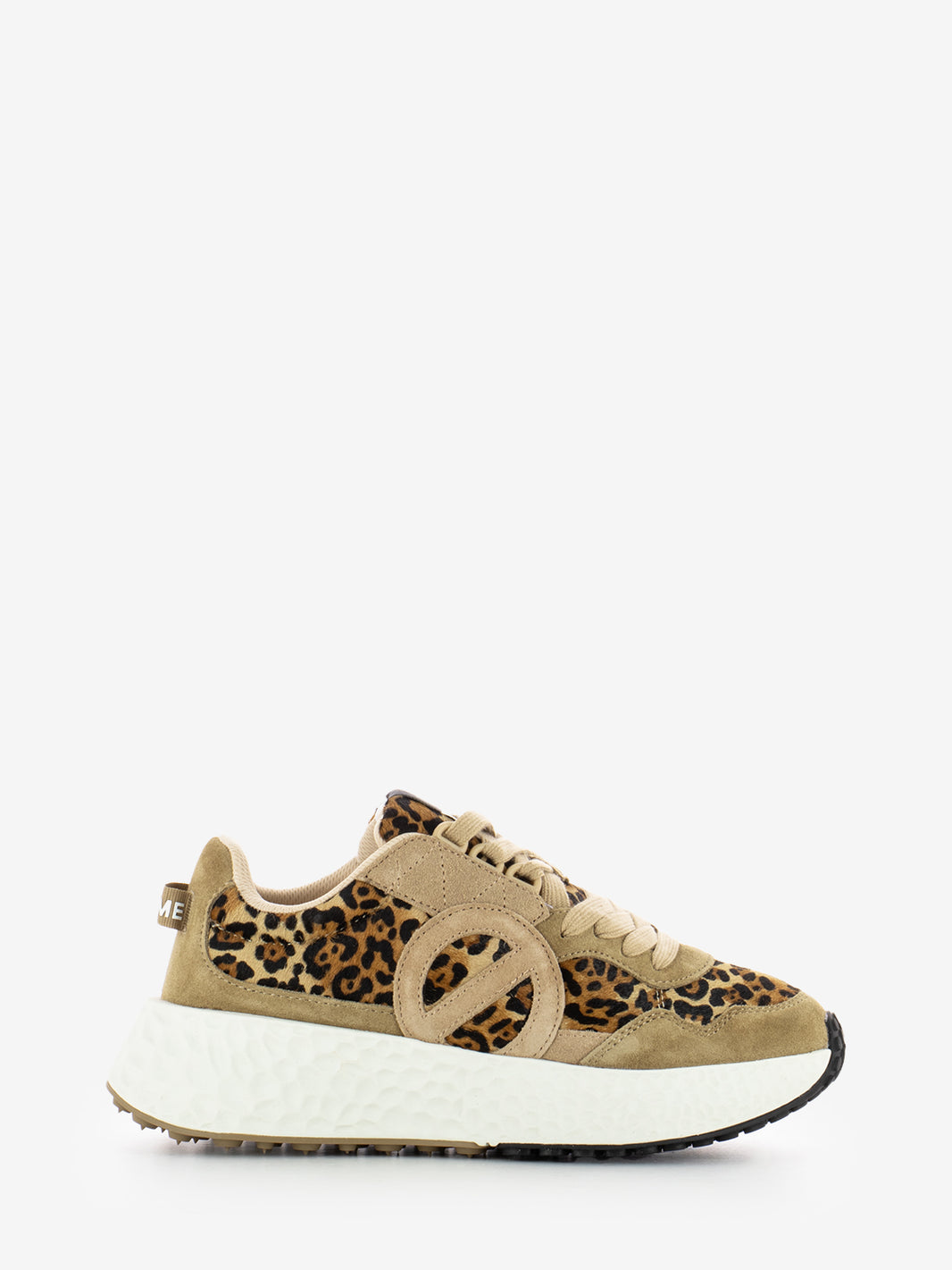 W Carter Jogger suede / pony / nuts