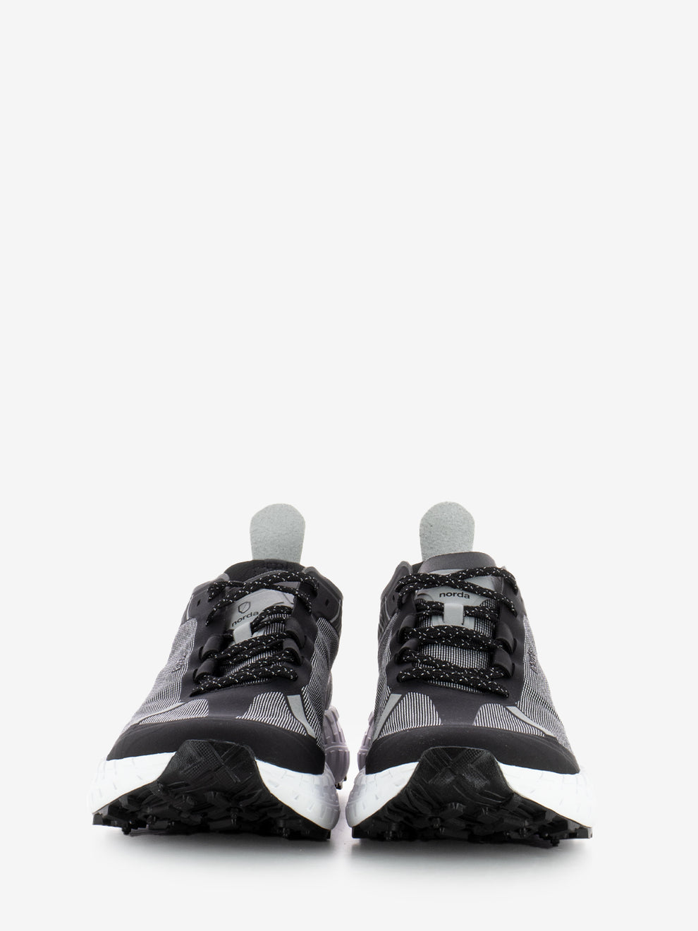 Sneakers NR.001 Core Black