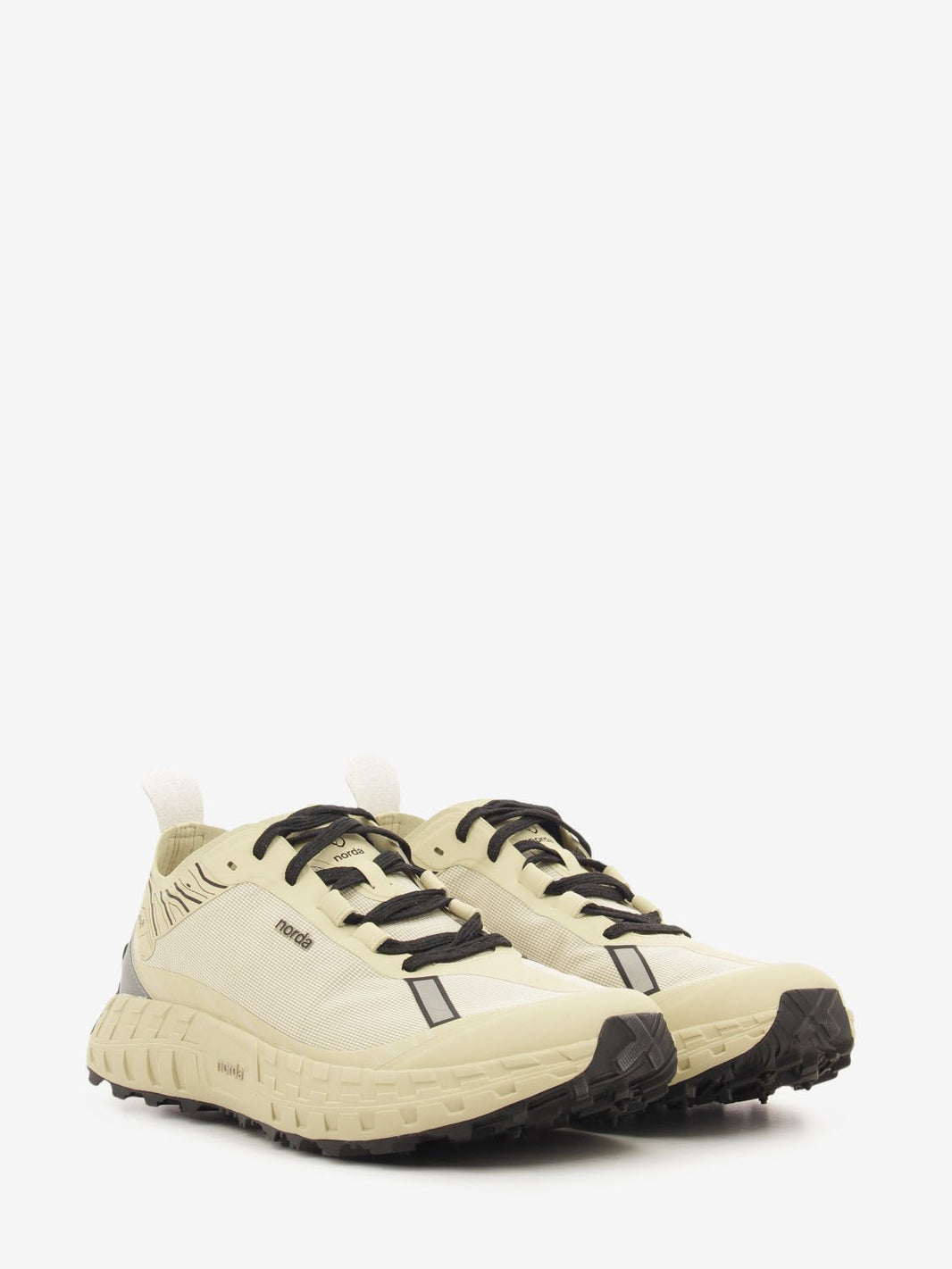 Scarpa da trail almond