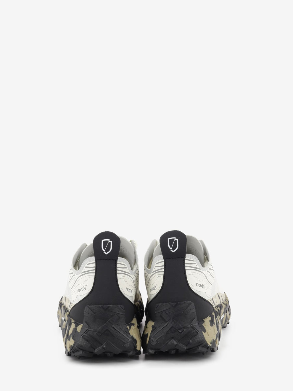Abyss trail running shoe