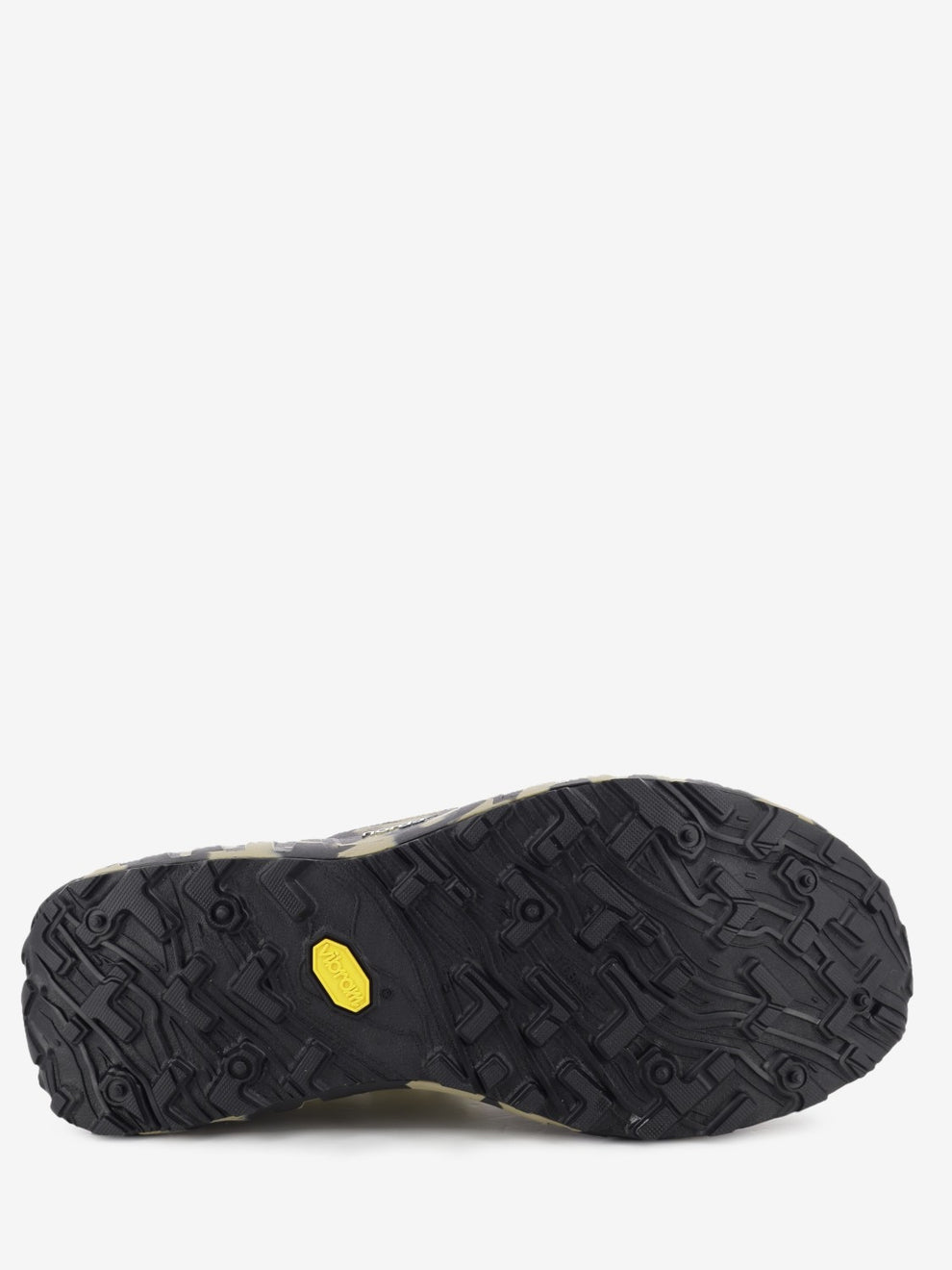 Abyss trail running shoe