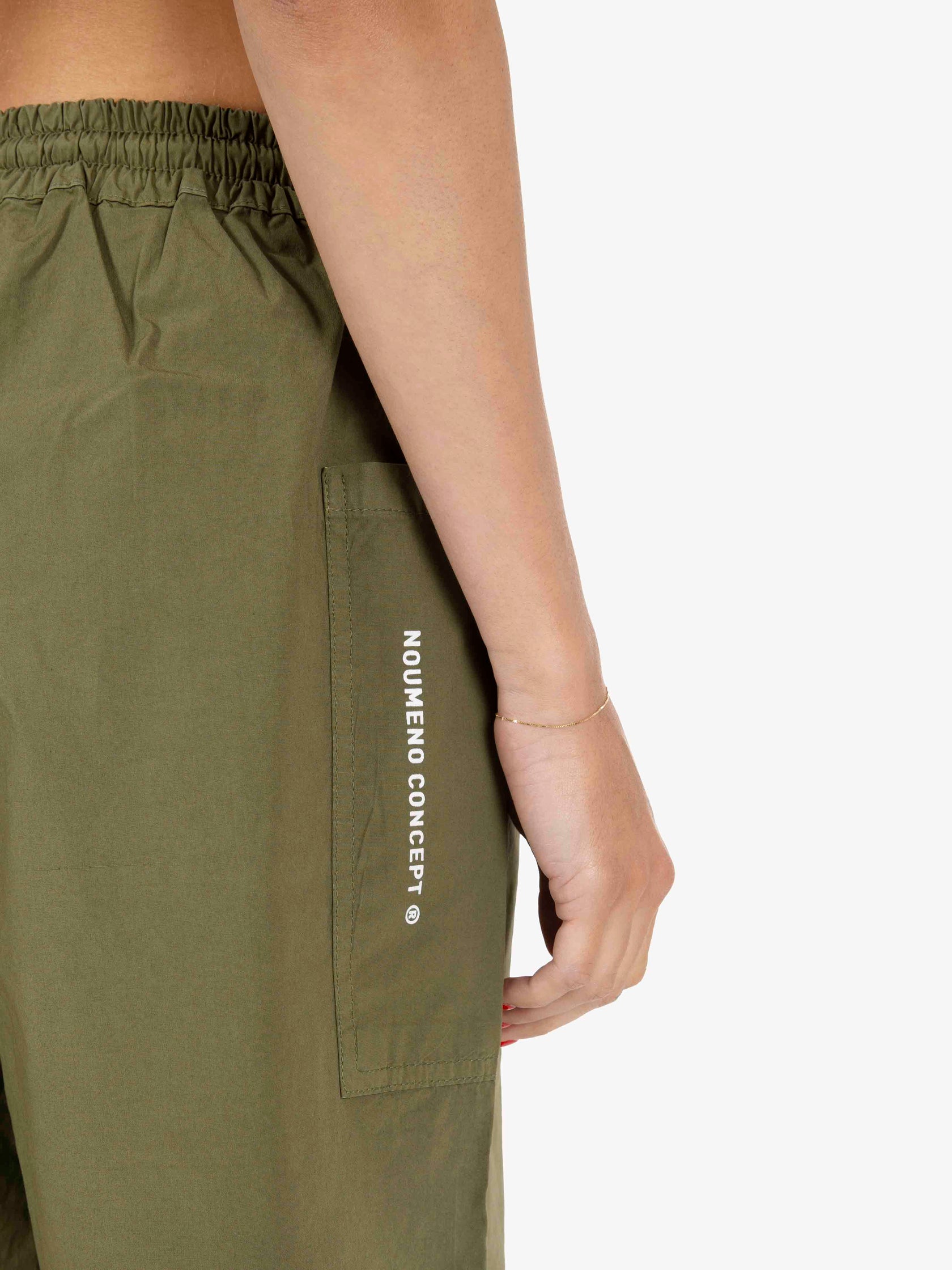 Bermuda punto smock con coulisse verde